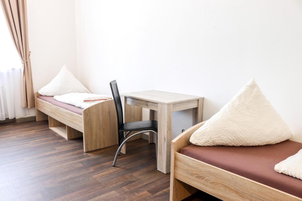 Fmm Hostel Memmingerberg Eksteriør bilde