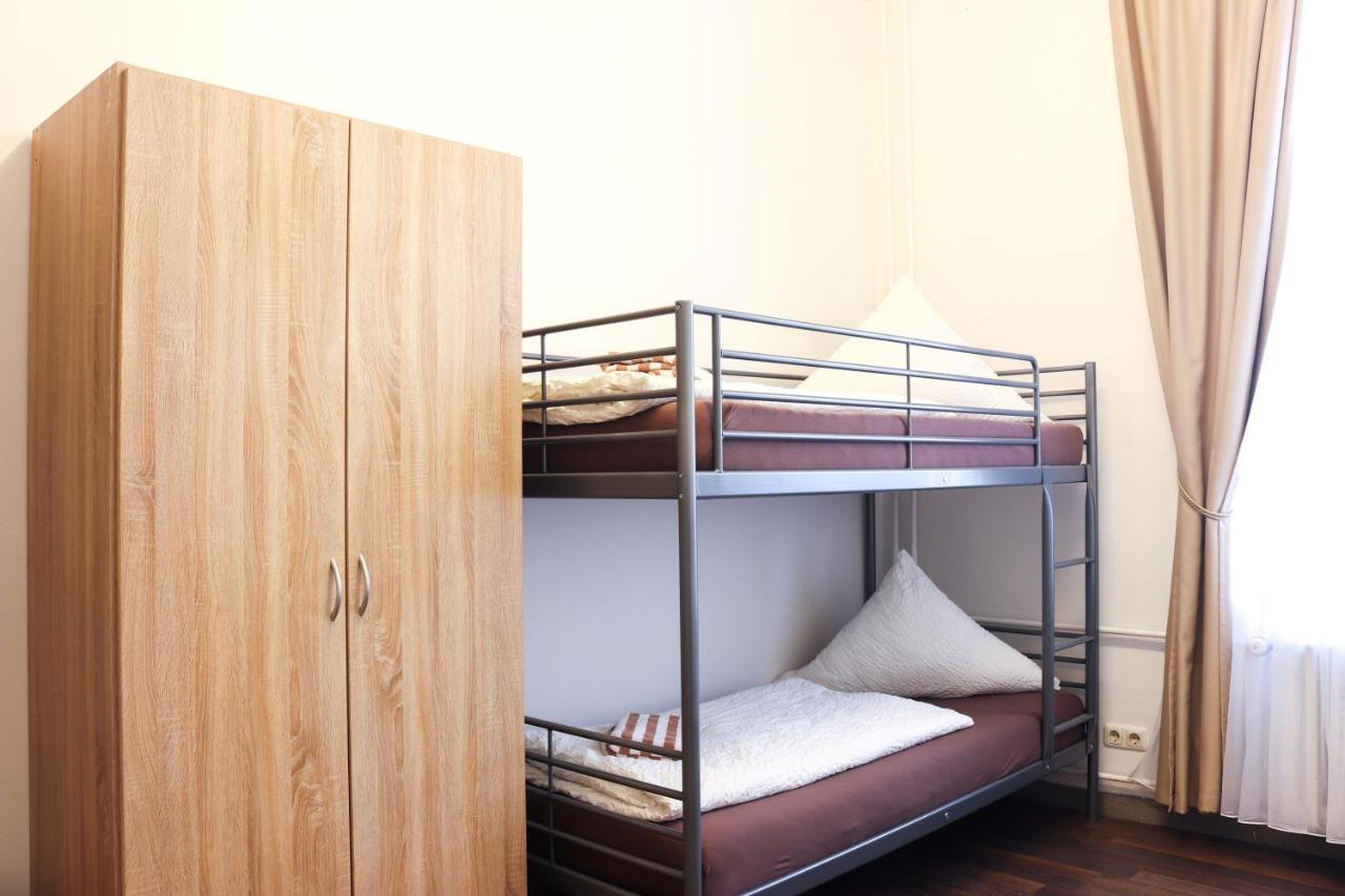 Fmm Hostel Memmingerberg Eksteriør bilde