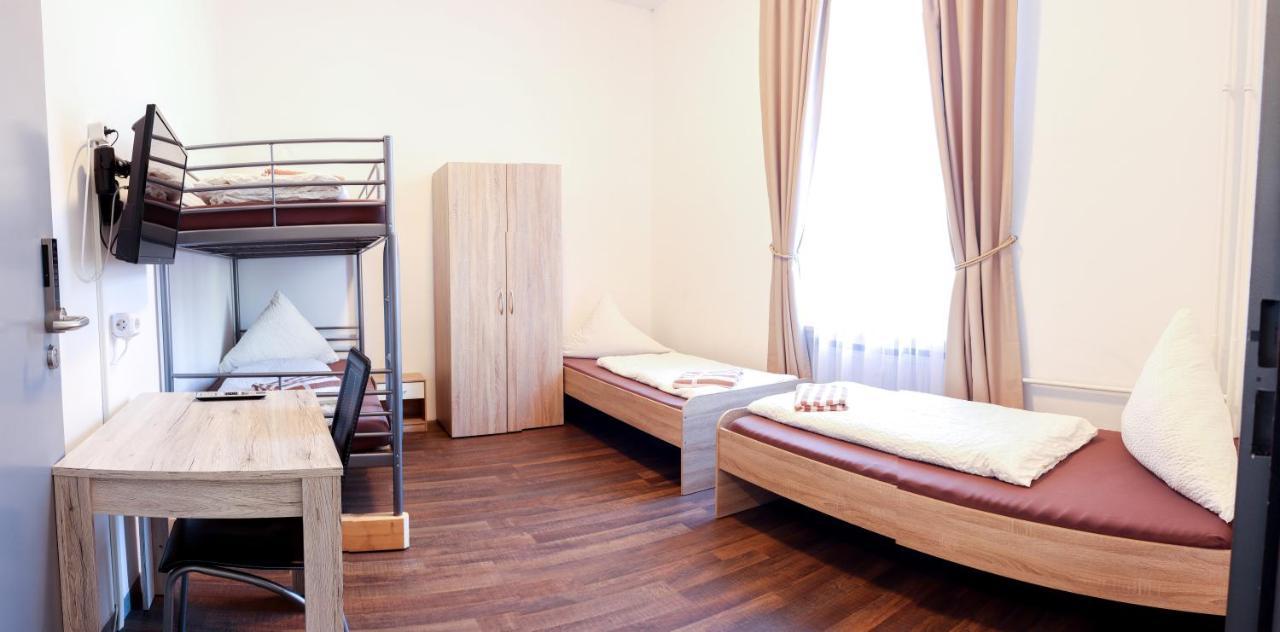 Fmm Hostel Memmingerberg Eksteriør bilde